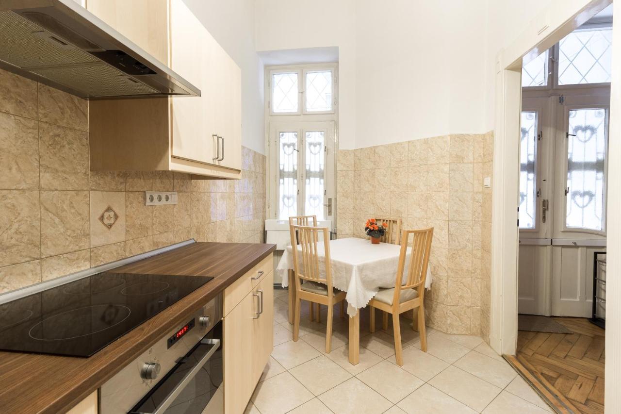 Beautiful Spacious Three-Room Suite Close To Buda Castle Budapest Exterior photo